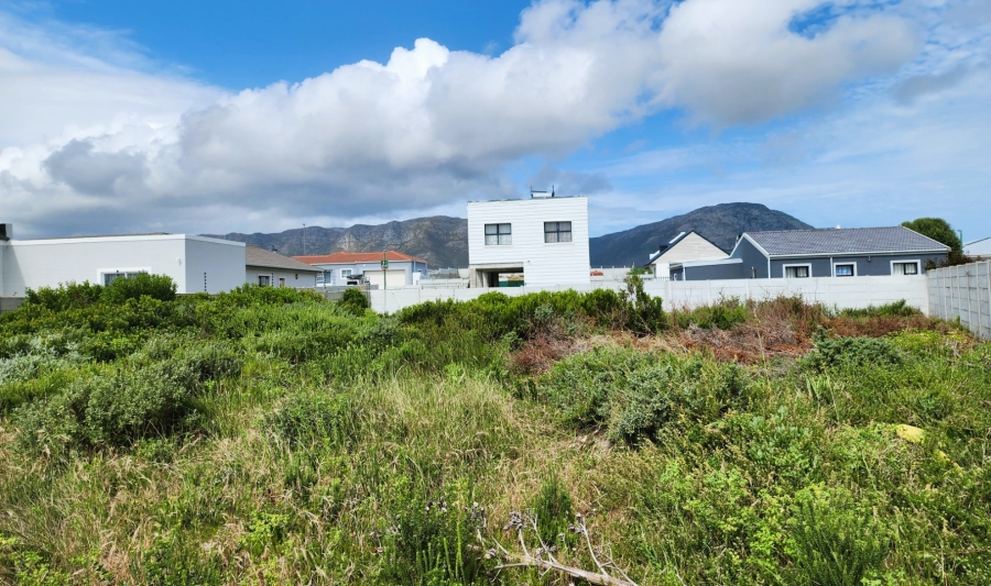 Commercial Property for Sale in Perlemoenbaai Western Cape